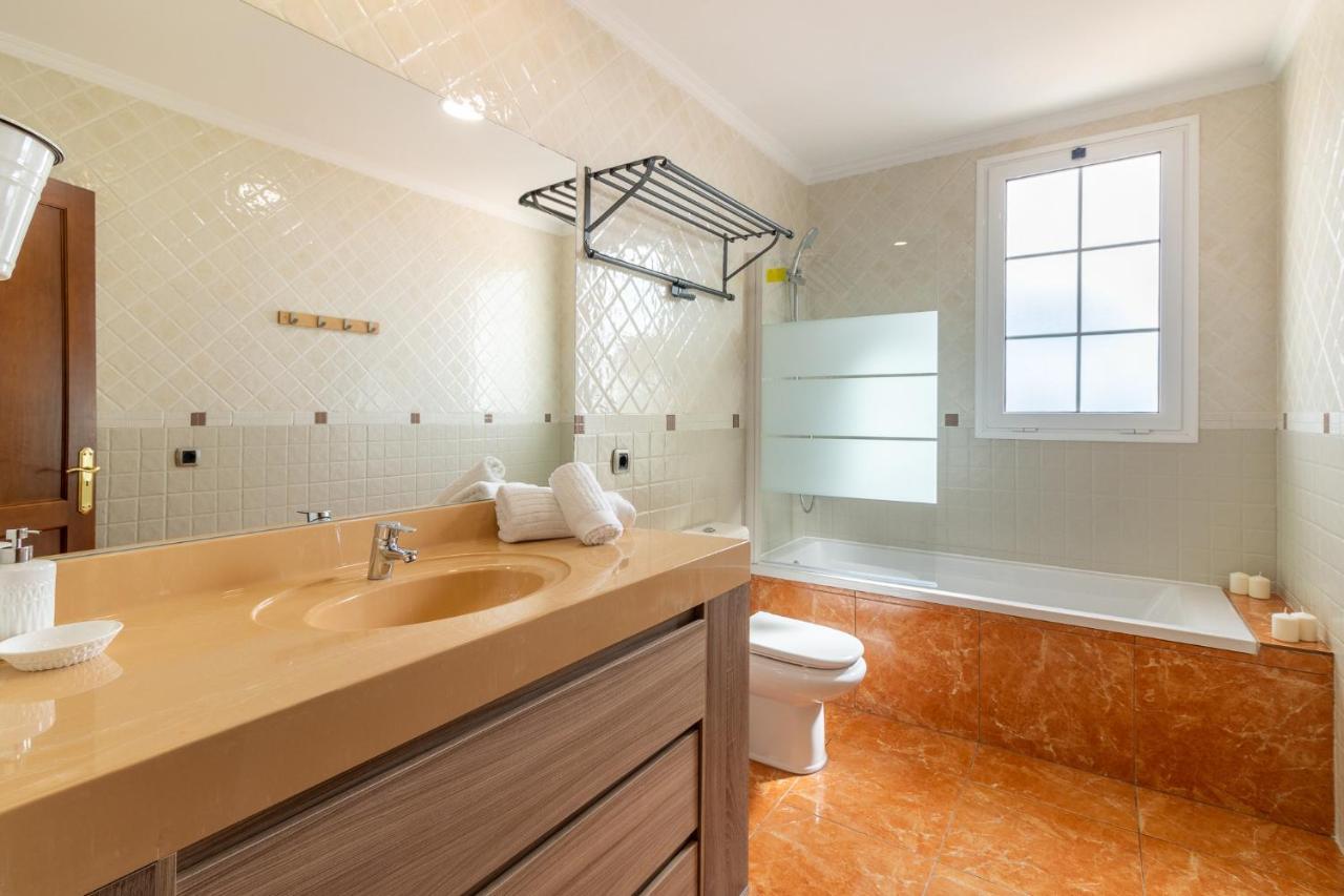 Flatguest Villa Veneguera San Bartolomé Ngoại thất bức ảnh