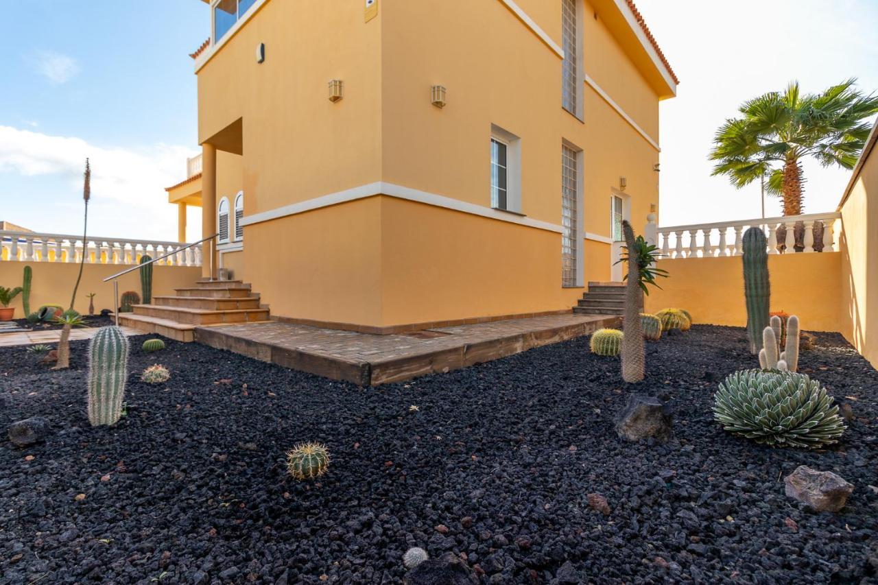 Flatguest Villa Veneguera San Bartolomé Ngoại thất bức ảnh